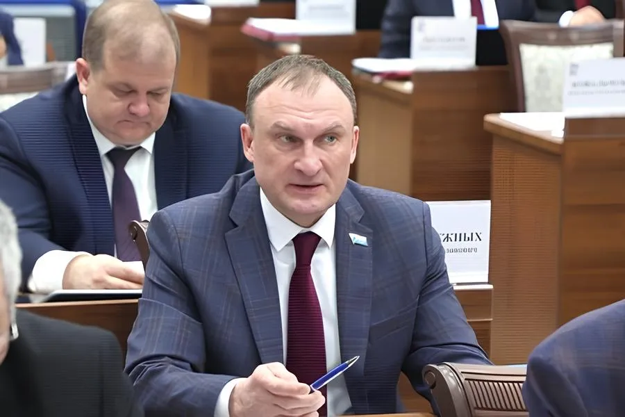 Педагогам допобразования хотят позволить досрочную пенсию в Хабаровском крае