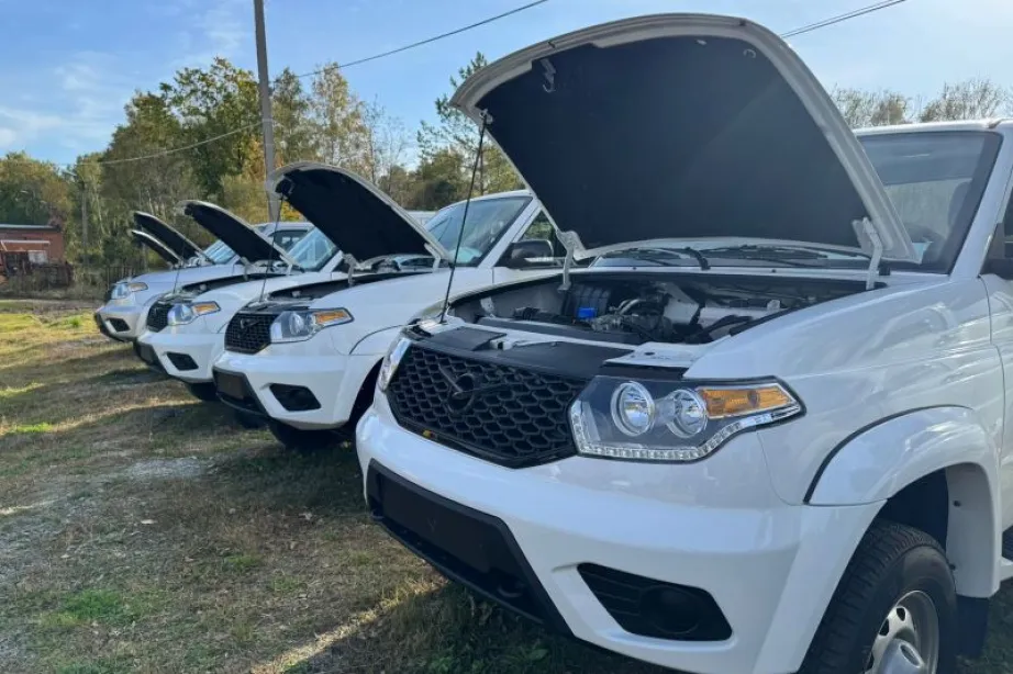 Лесникам Хабаровского края передали шесть проходимых пикапов УАЗ