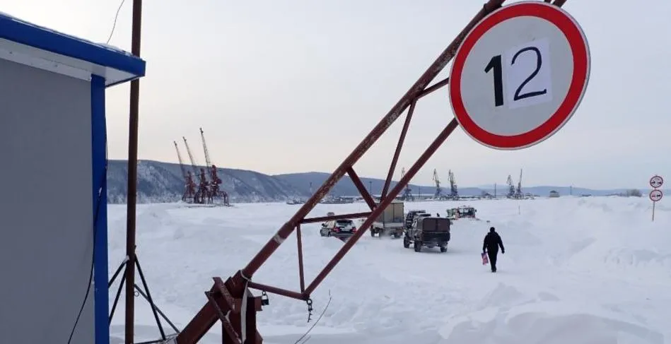 В Николаевске-на-Амуре возобновлена работа ледовой переправы