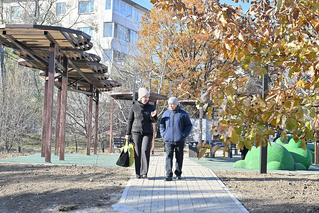 Жителям Краснофлотского района Хабаровска подарили новый сквер