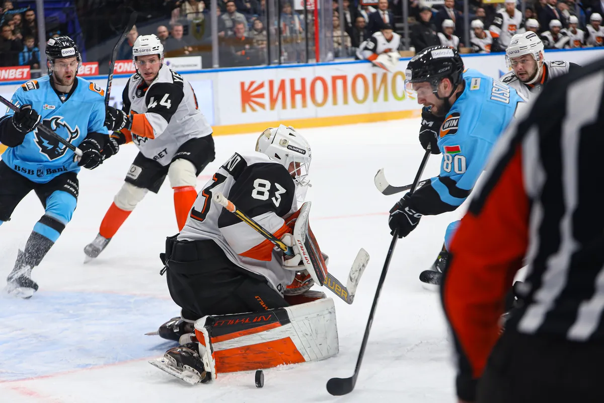 Хабаровский «Амур» на выезде потерпел второй разгром подряд