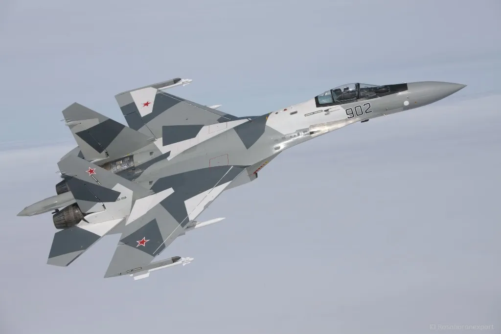 Россия представила истребители КнААЗ Су-57 и Су-35 на выставке в Бразилии
