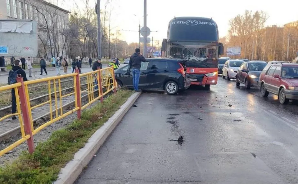 ДТП с пассажирским автобусом в Хабаровске обошлось без травмированных