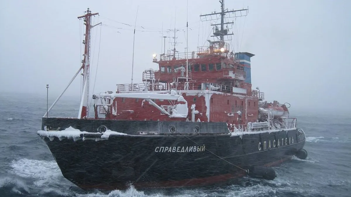 В Охотском море спасли терпящий бедствие рыбопромысловый траулер