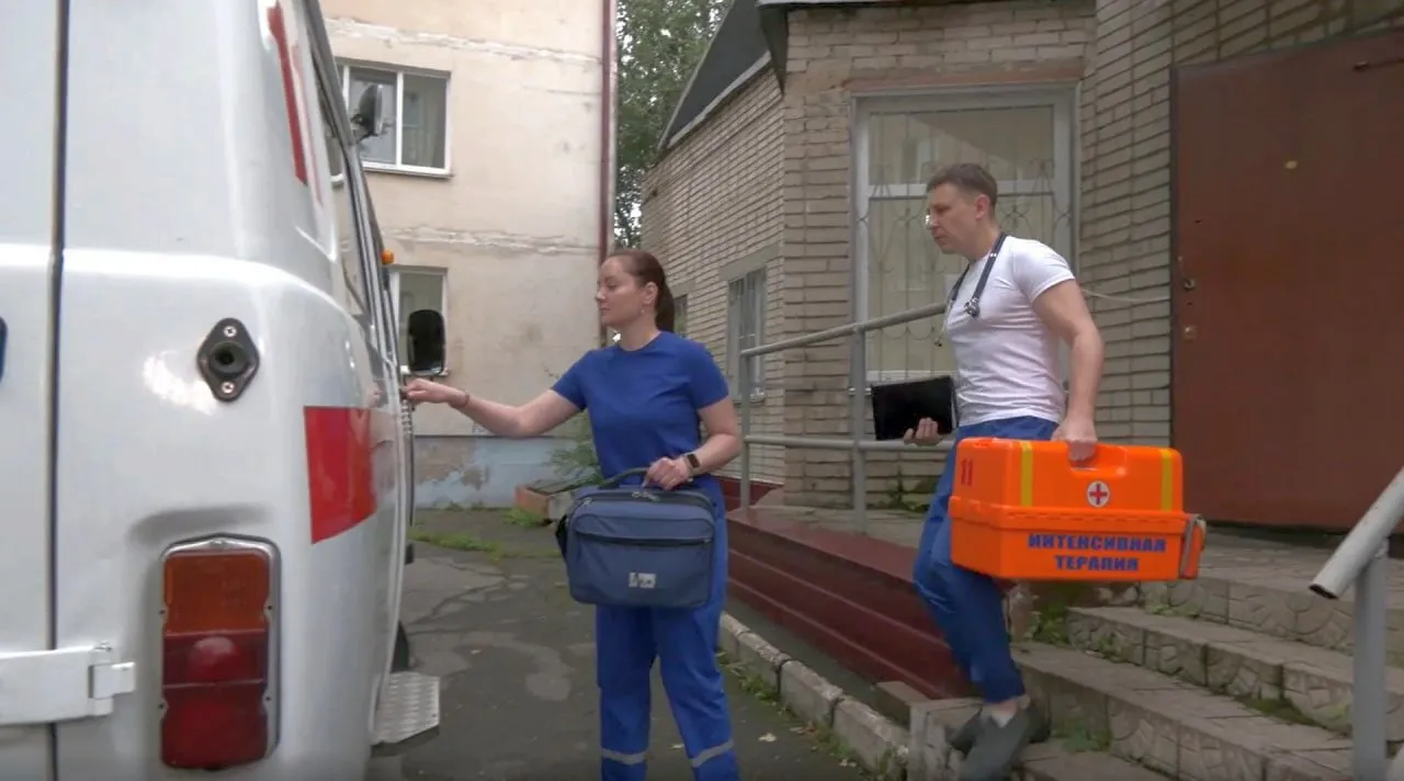 В Хабаровском крае на работу устроились более 30 земских докторов