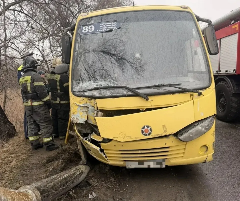 В ДТП с автобусом в Хабаровске пострадали пассажиры