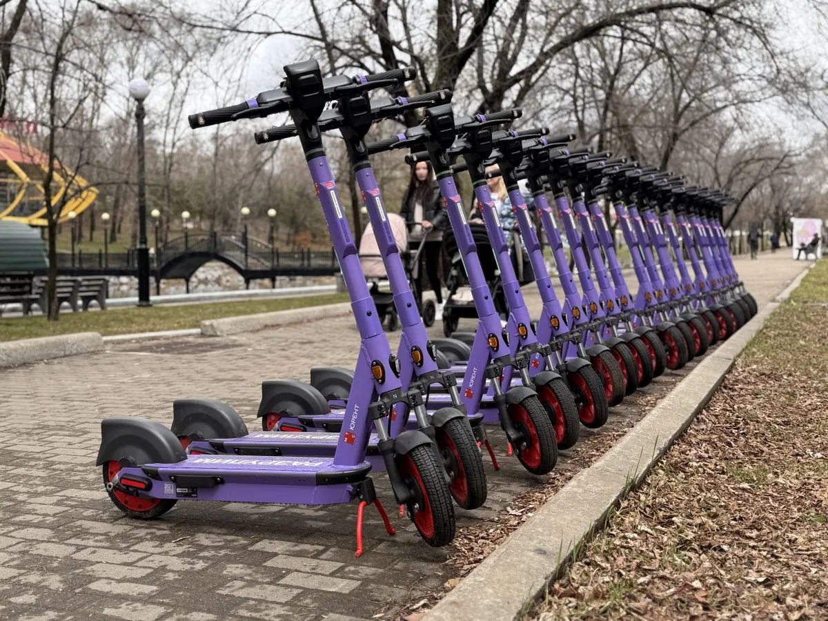 Полтора миллиона километров проехали на самокатах хабаровчане