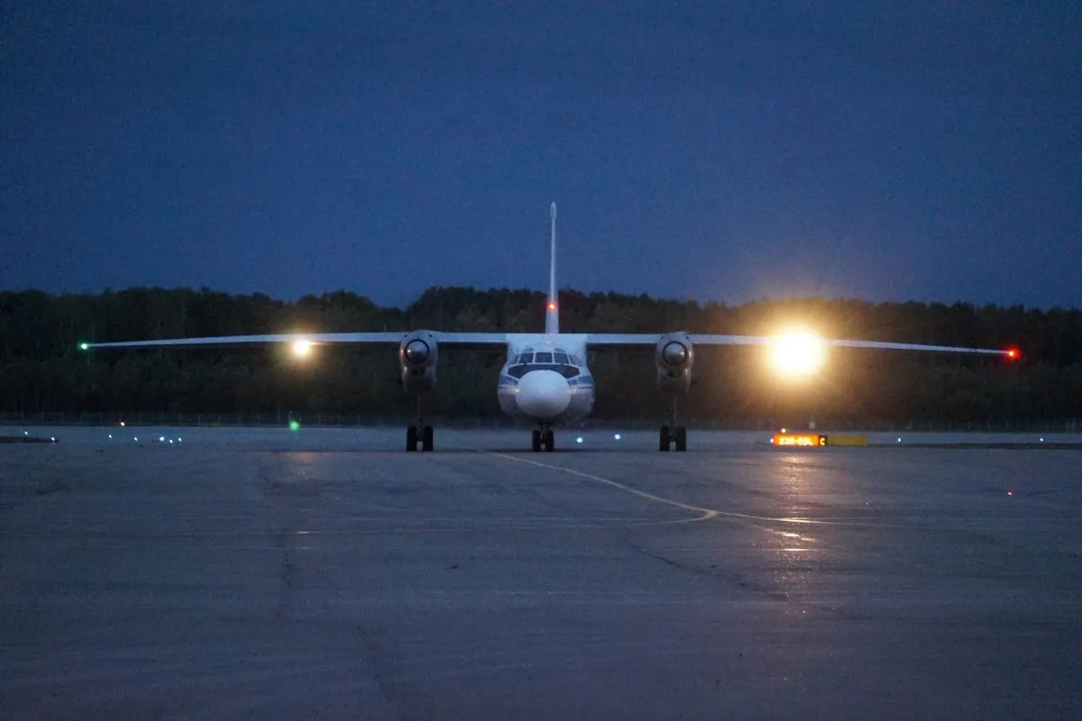 «Хабаровские авиалинии» помогли спасти жизни двух лежачих больных из Охотска