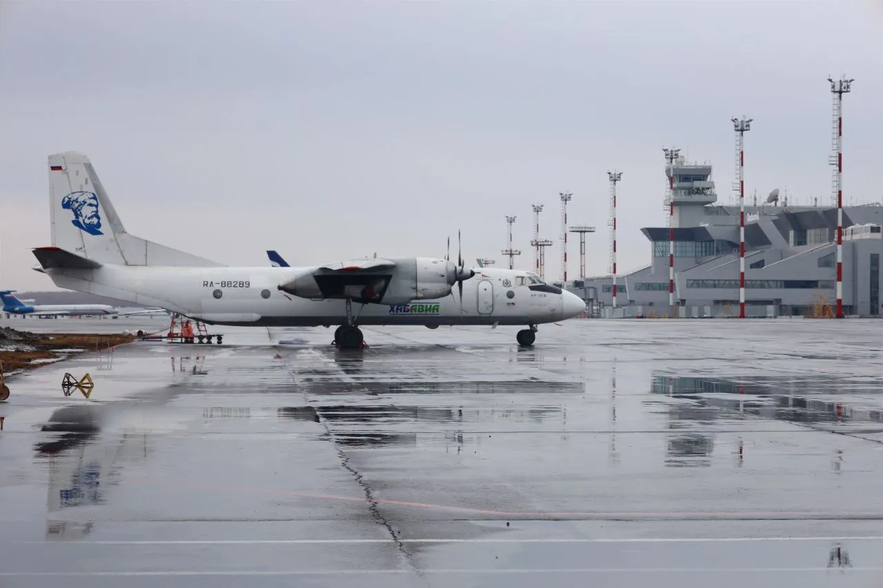 Компания «Хабаровские авиалинии» помогла спасти жизни трёх охотчан