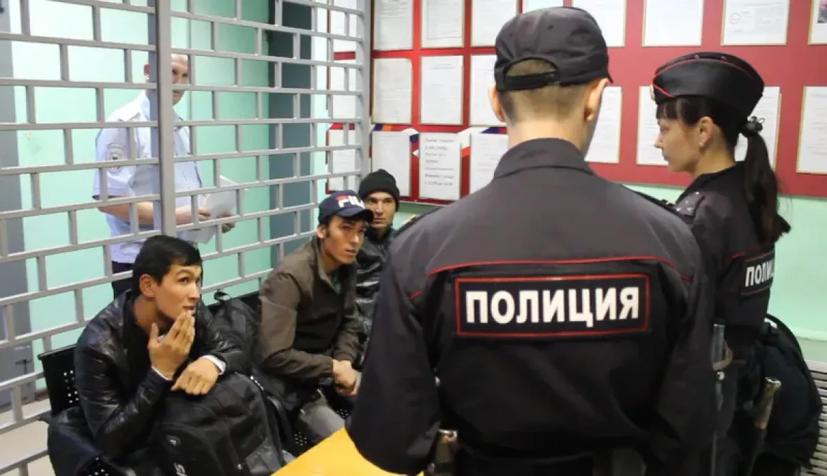 Полиция России сможет без суда высылать из страны нелегальных мигрантов