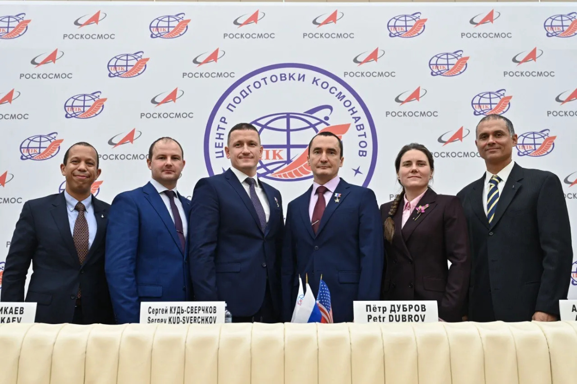 Хабаровчанин Пётр Дубров рассказал о том, чего ему не хватает в космосе