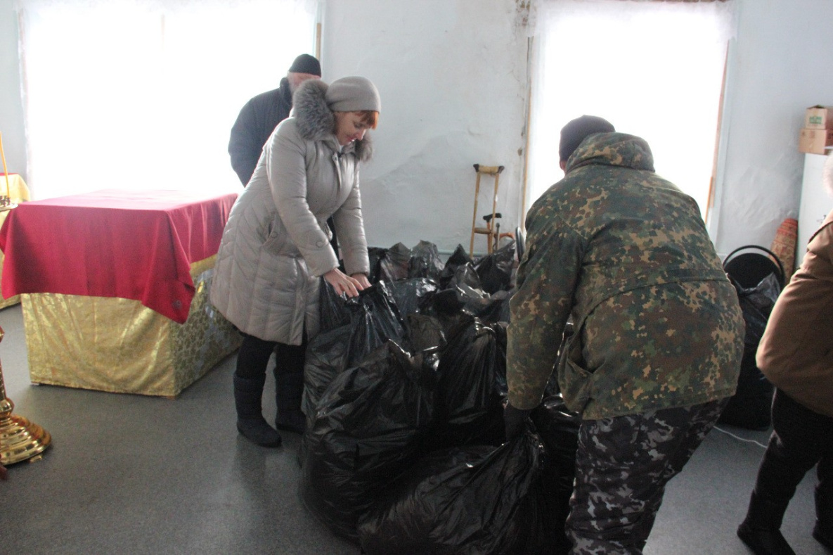 В Хабаровске открылся новый пункт сбора вещей нуждающимся
