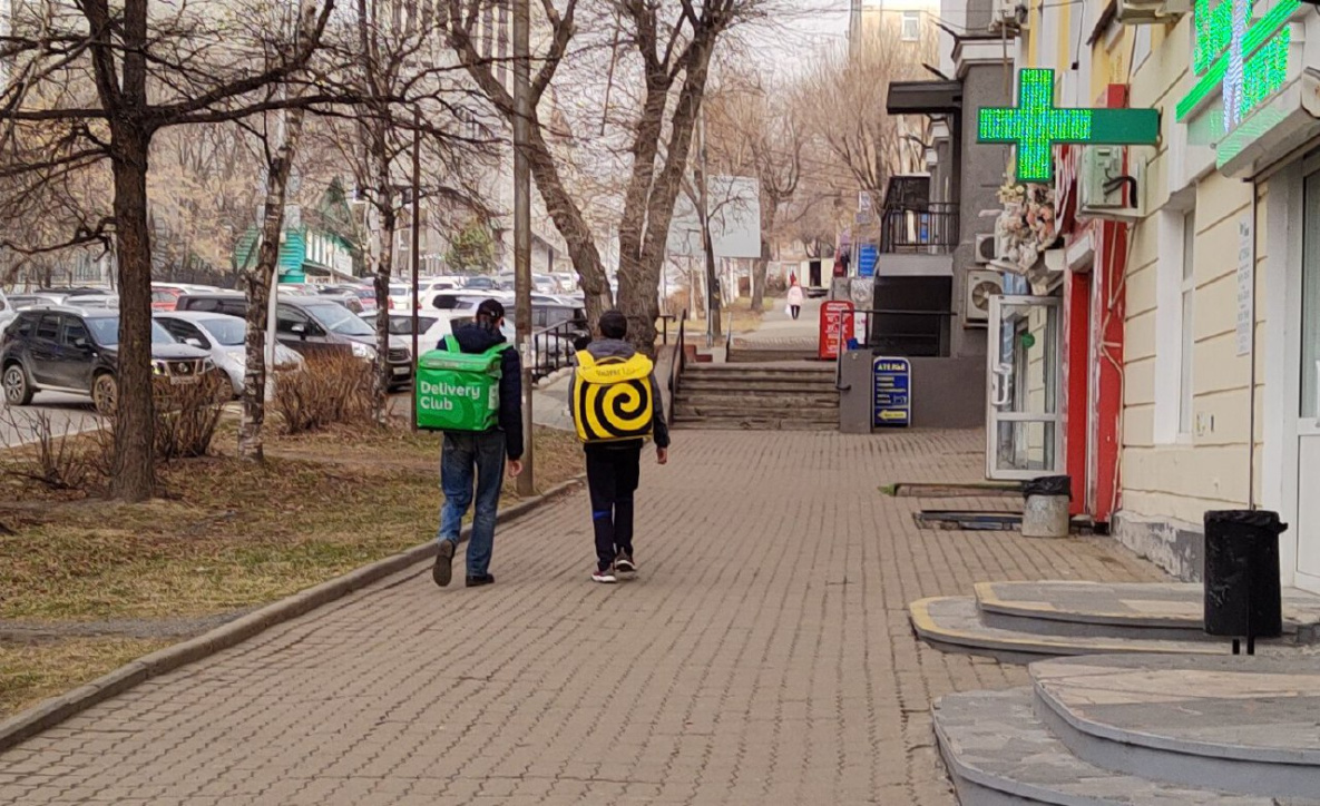 Праздники сегодня: День курьера