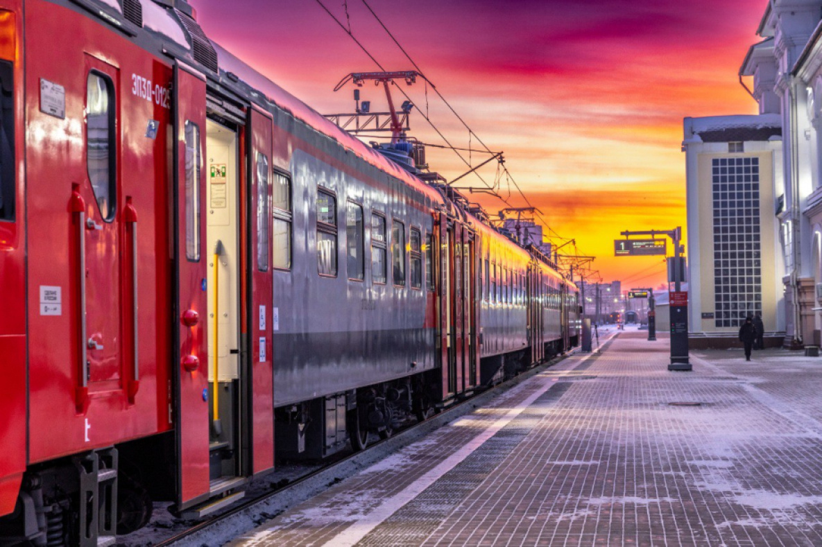 Хабаровчанам предложили новогодние скидки при покупке билетов на поезд