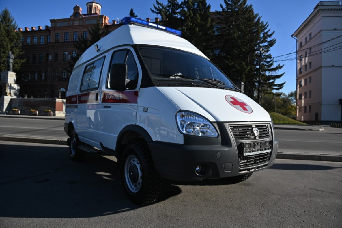 Новые автомобили получили больницы и поликлиники Хабаровского края