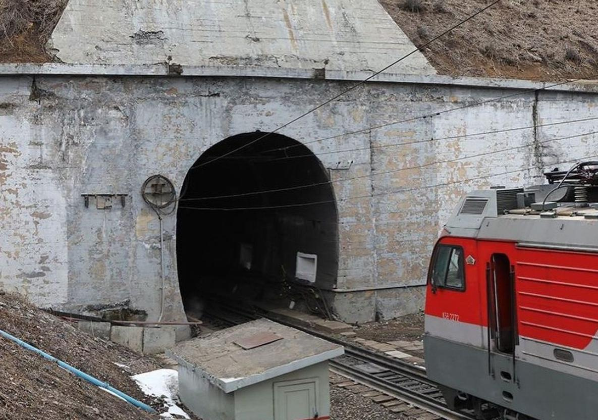 Железнодорожному тоннелю под Амуром у Хабаровска исполнился 81 год