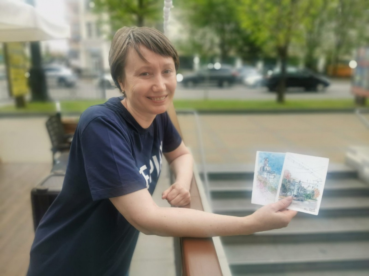 Лицо города в акварели: художница создает открытки, посвящённые Хабаровску
