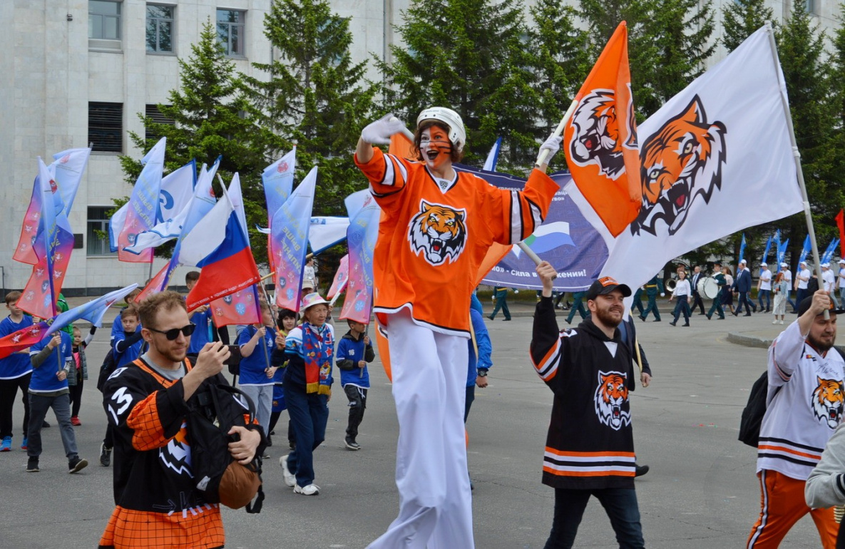 Ярким шествием Хабаровск отметил своё 164-летие