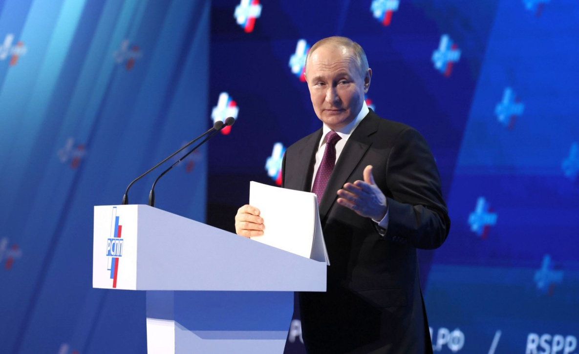 Президент России призвал бизнес к автоматизации и внедрению роботов