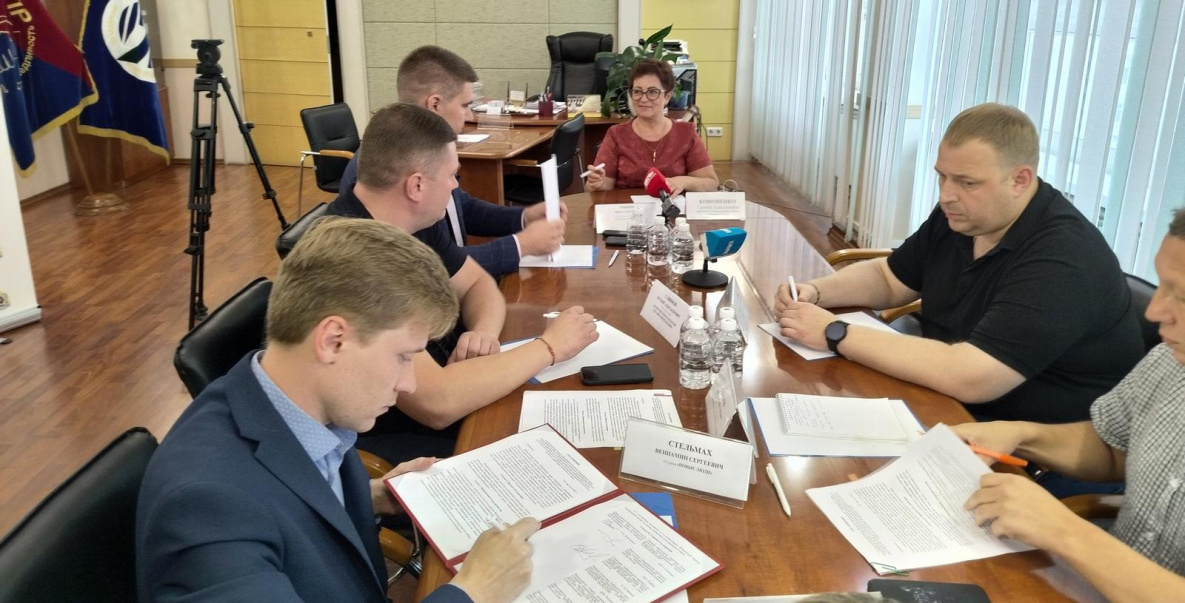Ведущие политпартии Хабаровского края договорились о сотрудничестве
