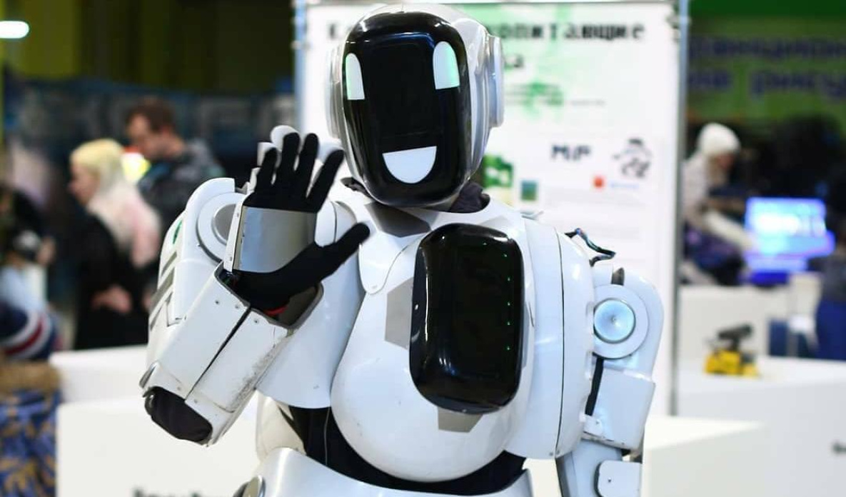Бродячие роботы-артисты гастролируют по Хабаровскому краю Бродячие Артисты Повозка