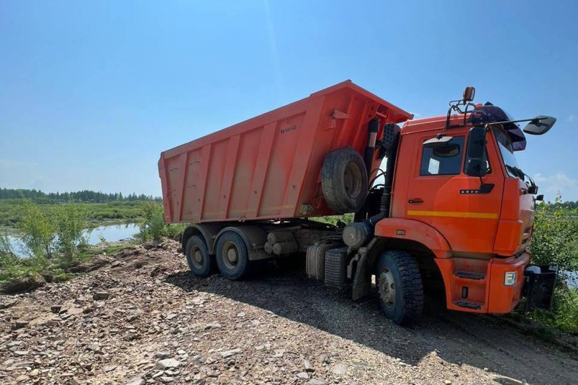 В Хабаровском крае восстановили движение по размытой дороге до Кукана |  03.07.2023 | Хабаровск - БезФормата