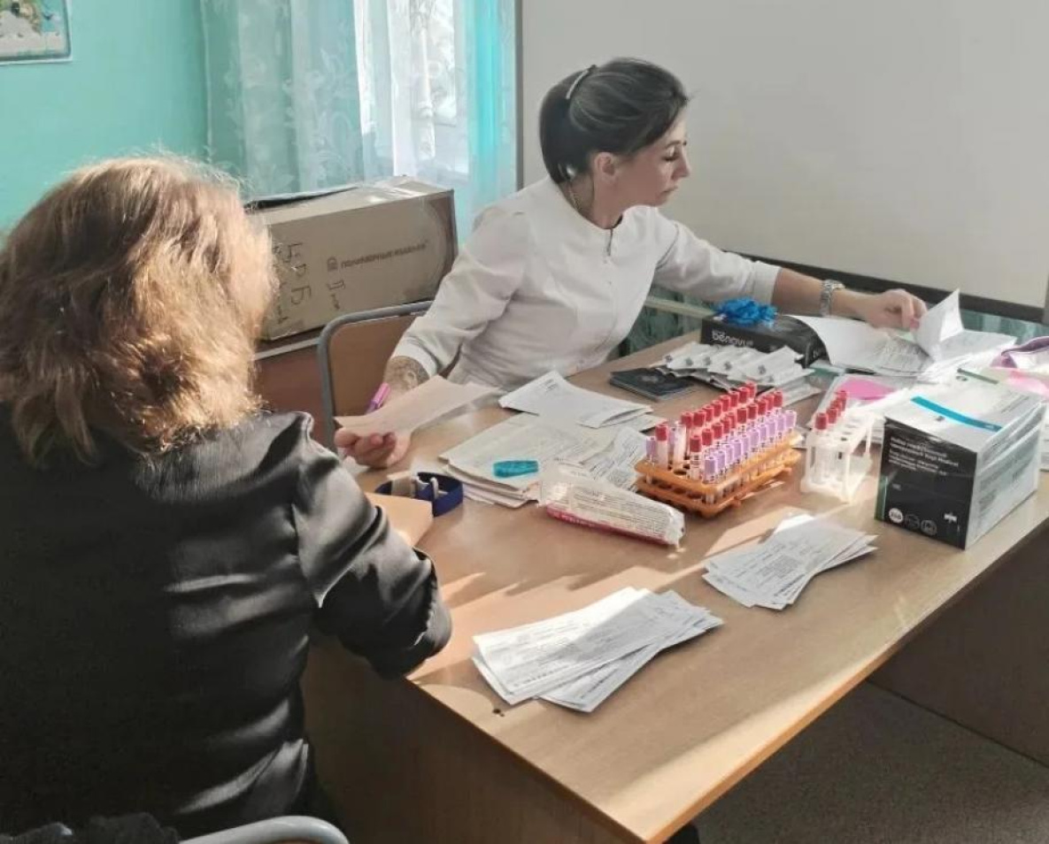 Медицинский десант помог жителям отдалённых поселений Николаевского района 