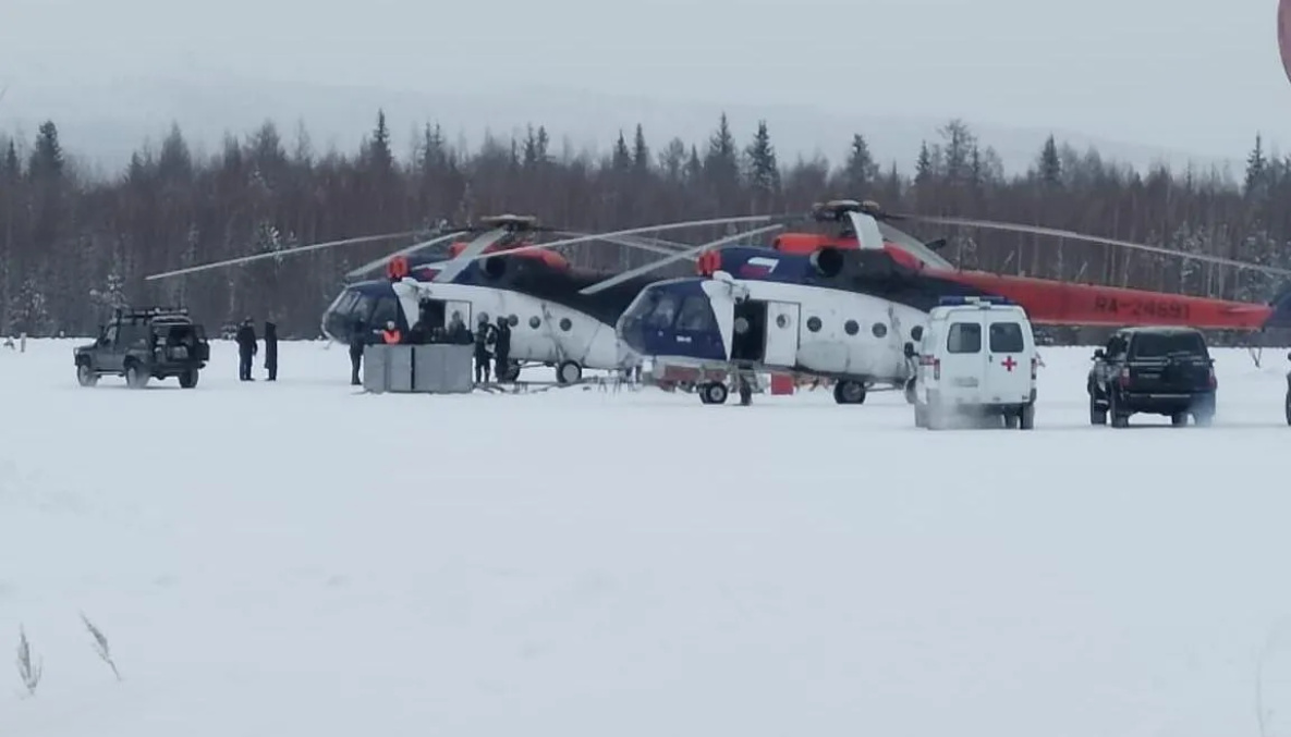 В самое дальнее село Аяно-Майского района полетели вертолёты