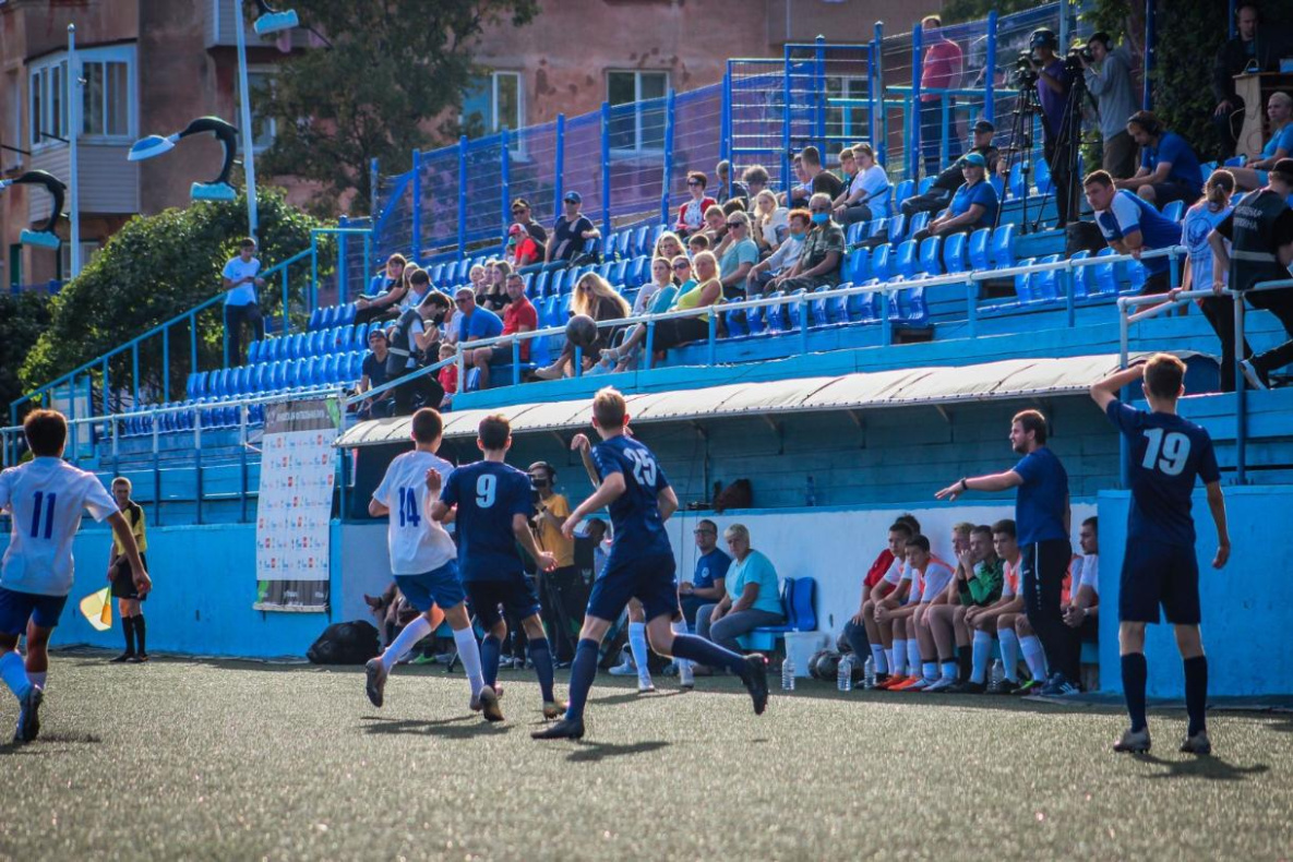 Дальневосточная Юношеская футбольная лига сыграла свой первый сезон