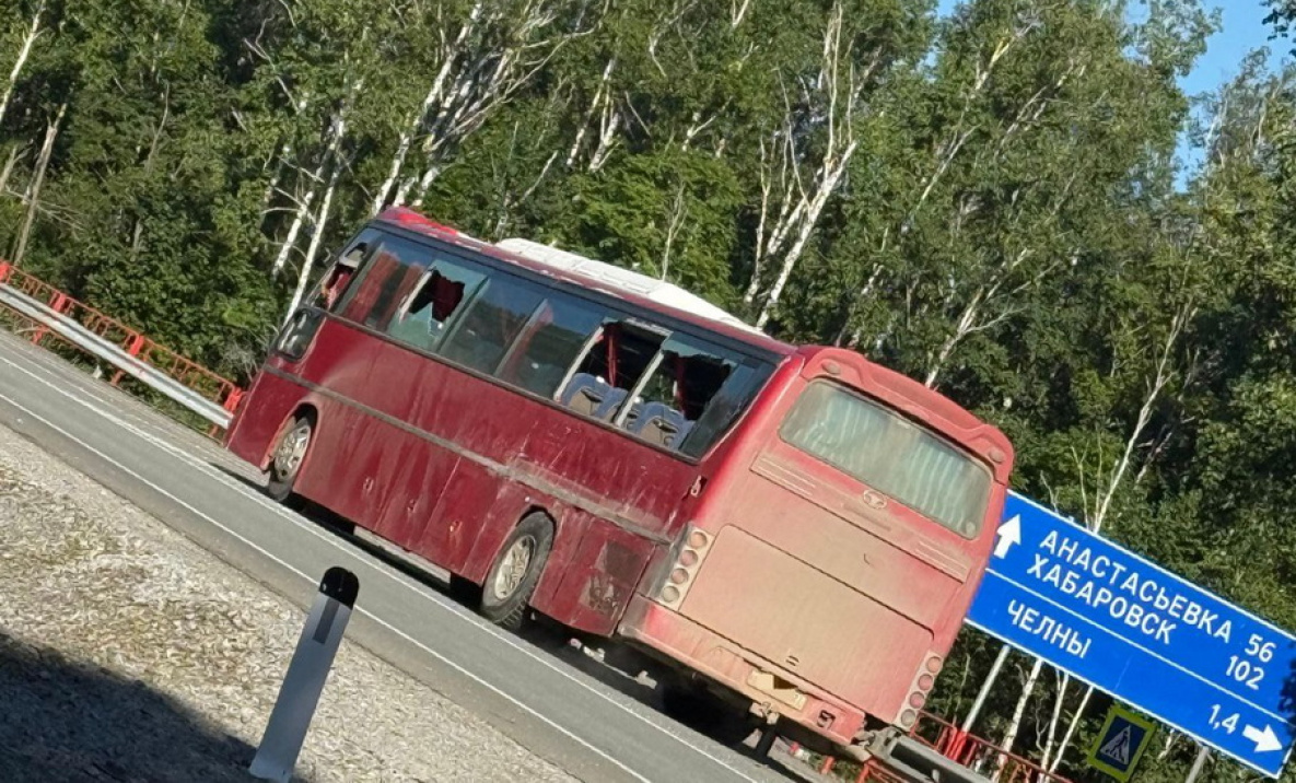Два пассажира пострадали при столкновении автобусов в Хабаровском районе 