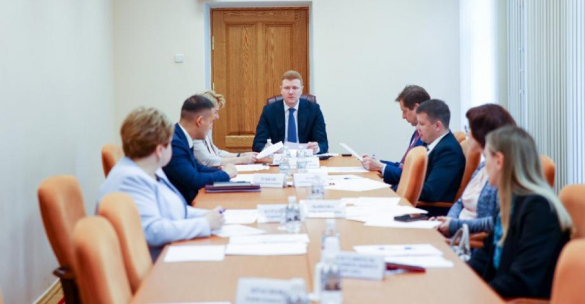 Выпускники вузов пройдут стажировку в правительстве Хабаровского края