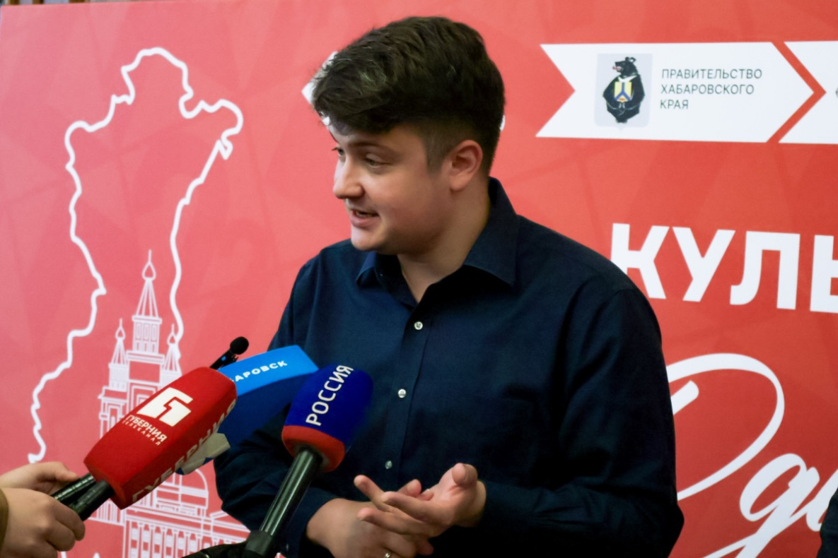 Роль писателей в патриотическом воспитании обсудили участники Культурного десанта