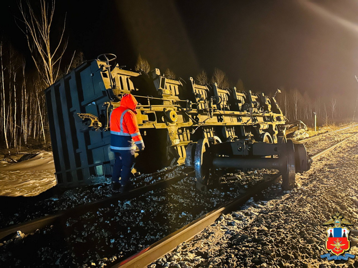 Движение поездов по БАМ возобновили в Хабаровском крае после схода вагонов