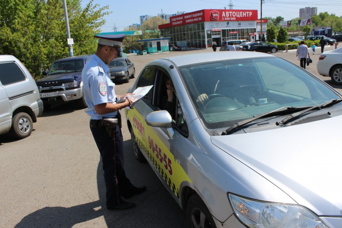 Пассажиров такси в России застрахуют на 2 миллиона рублей