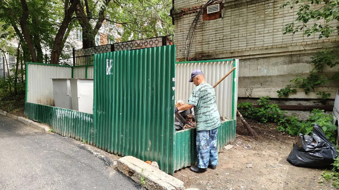 Мэрия Хабаровска намерена поговорить с бизнесом о мусоре