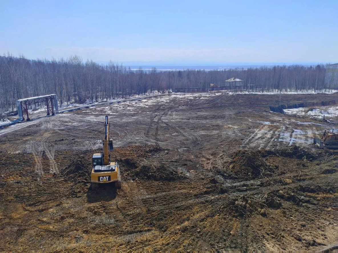 Большая стройка домов для бюджетников возобновилась в Чегдомыне