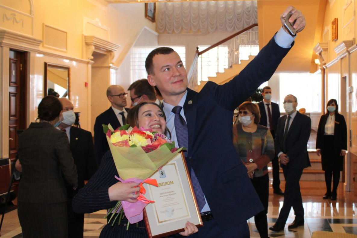 Наука затягивает – победители конкурса молодых учёных в Хабаровске