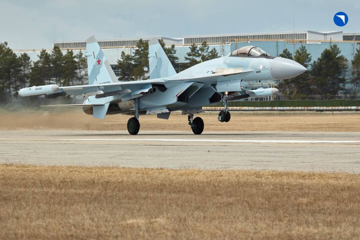 Комсомольский-на-Амуре авиазавод передал Минобороны партию Су-35С