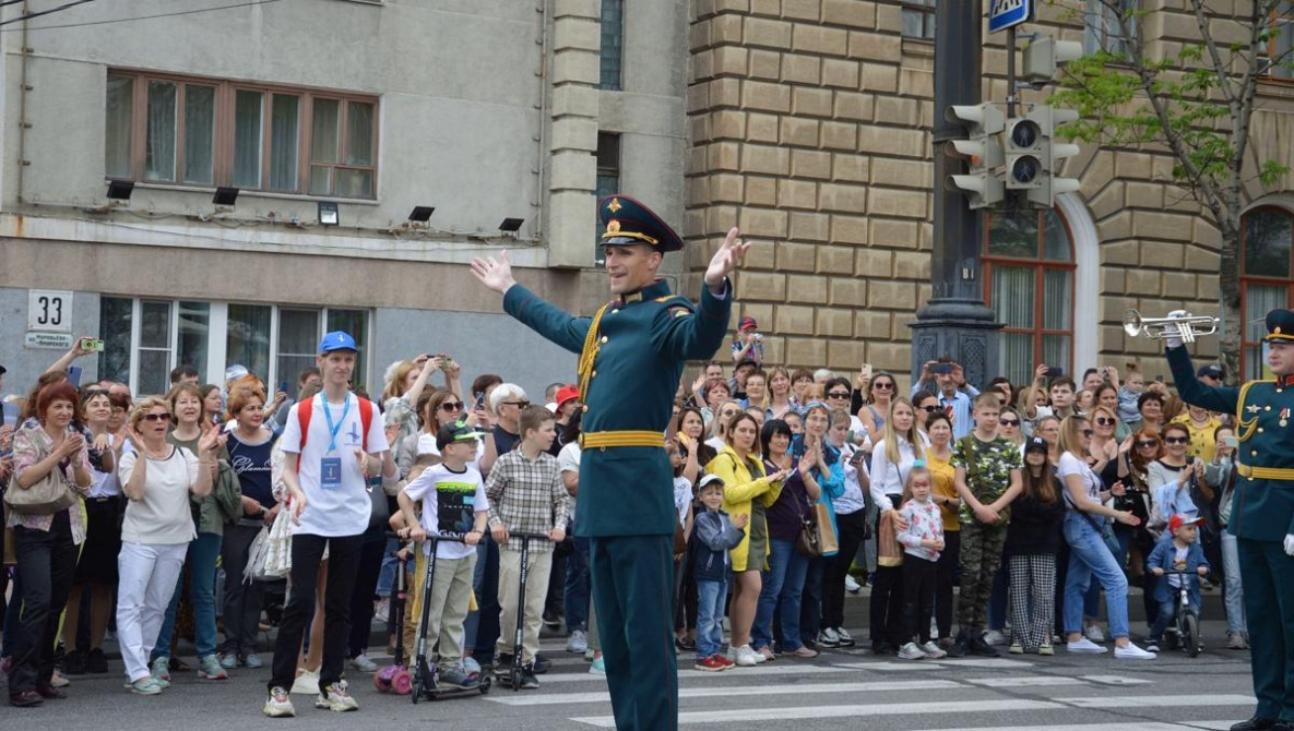 Марш-парад военных оркестров прошёл в Хабаровске