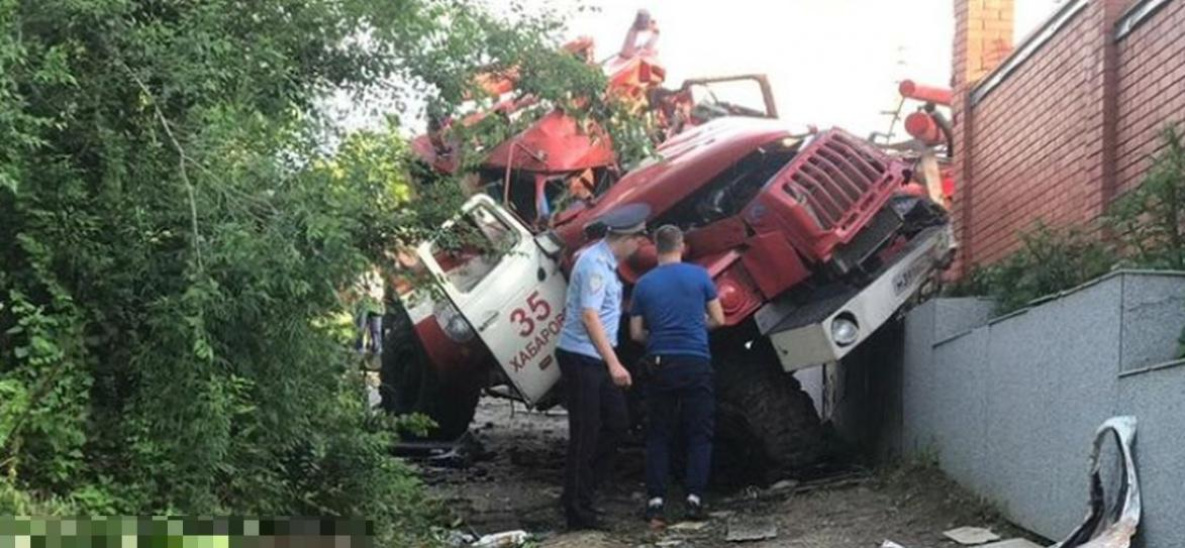 Семьям погибших пожарных помогут власти Хабаровского края