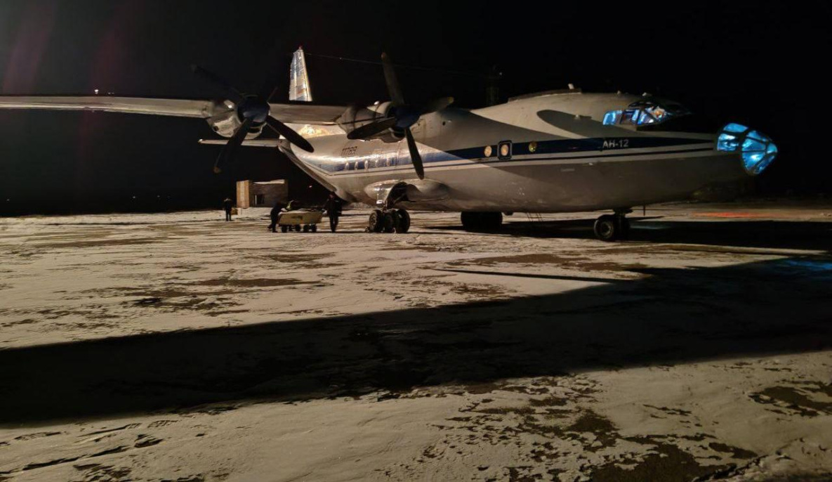 В Хабаровском крае аварийно сел самолёт с Чукотки