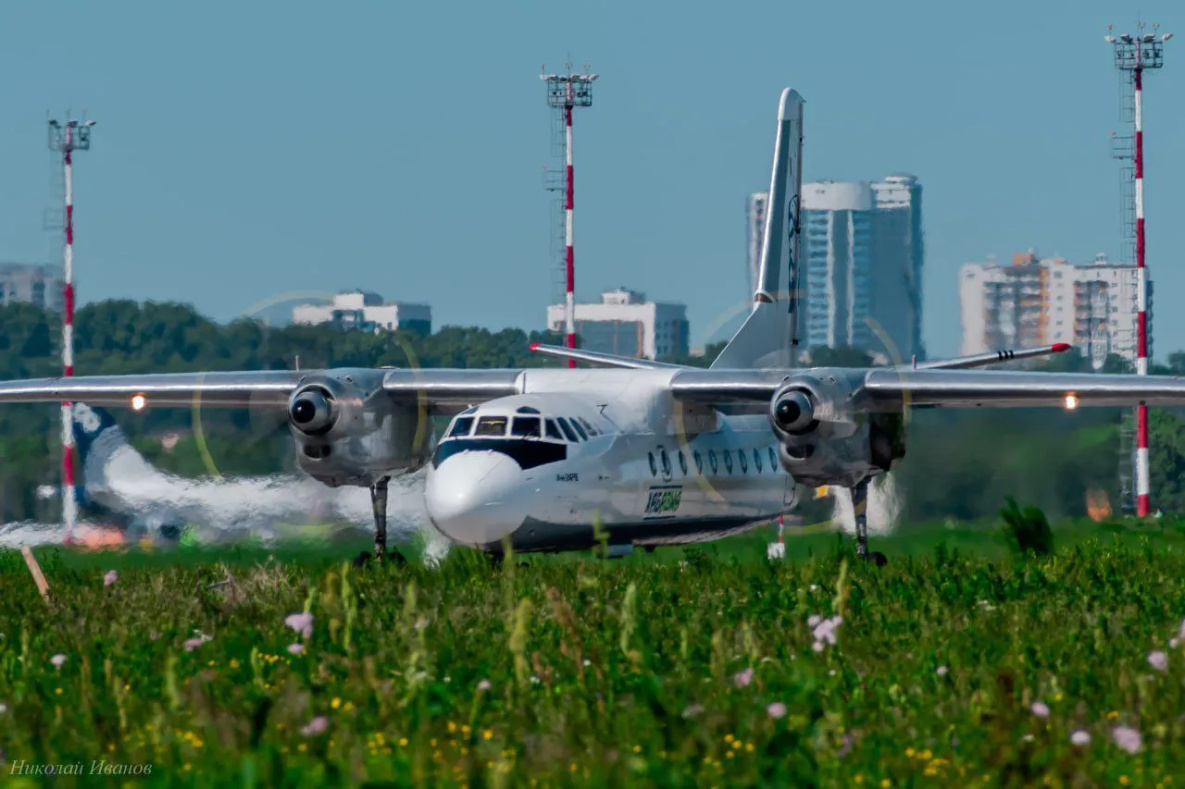 «ХабАвиа» запустила продажу билетов на дополнительные рейсы в Охотск на август