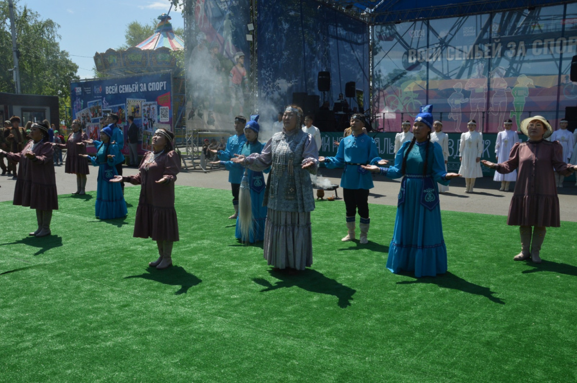 Якутский праздник Ысыах отметили в Хабаровске