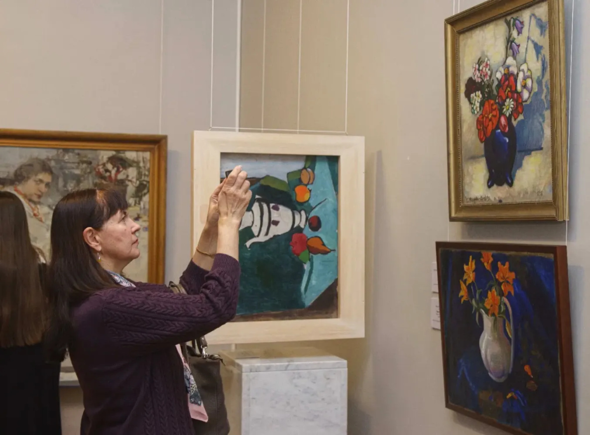 Выставка картин мастеров русского авангарда открылась в ДВХМ в Хабаровске