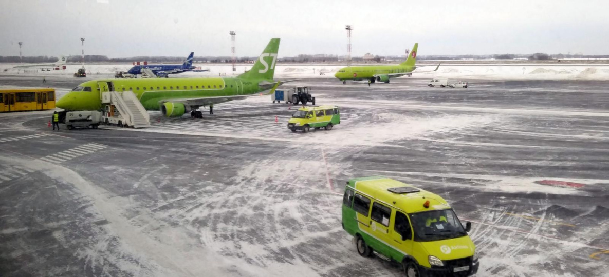 Хабаровск принял рейсы вместо закрытого из-за тумана Владивостока