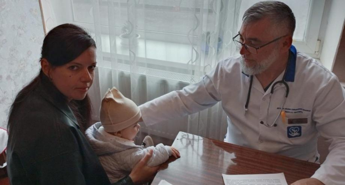 Хабаровские онкологи и офтальмологи помогают жителям Дебальцево  