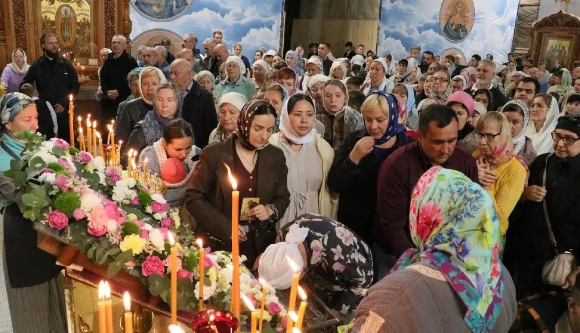 Хабаровск прощается с мощами святого Спиридона Тримифунтского 