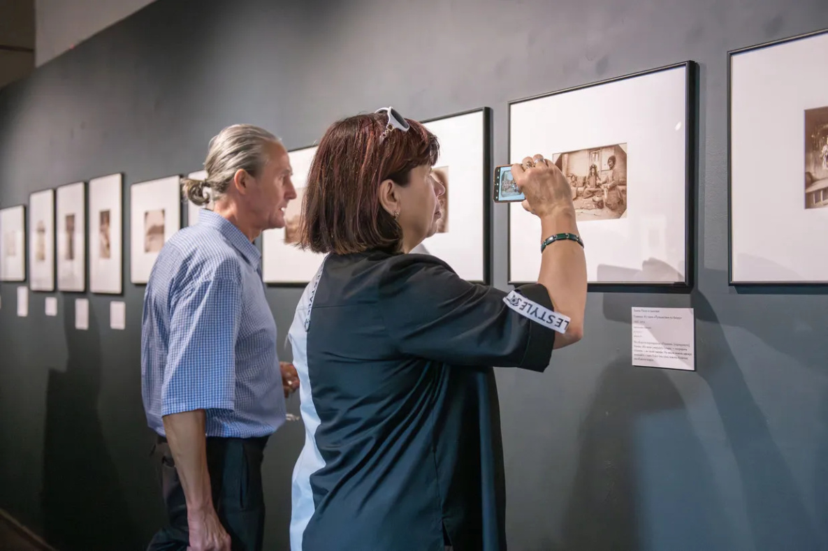 Становление хабаровской светописи Гродековский музей показал в Санкт-Петербурге