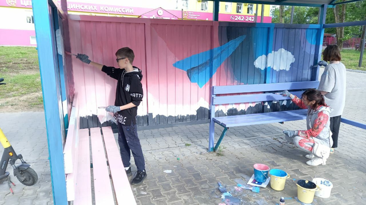 Художники превратят в яркие полотна остановки в Хабаровске 