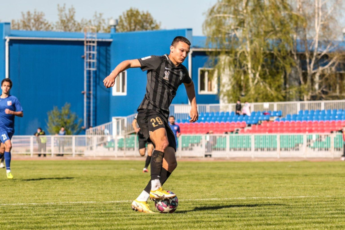 «СКА-Хабаровск» подписал «длинный» контракт с 20-летним Кириллом Никитиным